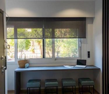 Piraeus Apartamento | Begonia Suite - 5 min drive to Piraeus Port
