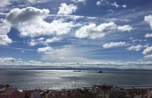 Alfama Apartamento | BeHappy Apartments