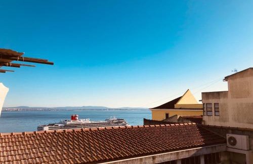 Alfama Apartamento | BeHappy Apartments