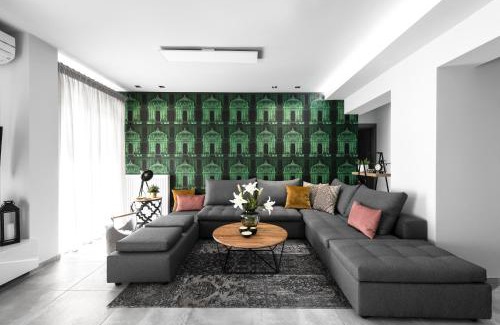 Charilaou Apartamento | Behome 37