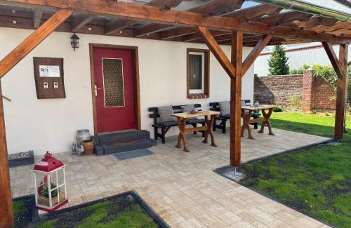 Steinkirchen Apartamento | Bei der Kahnfährfrau Mit NEUEM Innenhof Garten