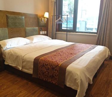 Downtown Beijing Hotel | Beijing Huiqing Garden Bussiness Hotel