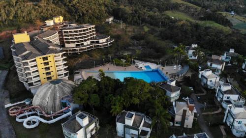 Aguas Mornas Casa | Belíssimo resort com águas termais