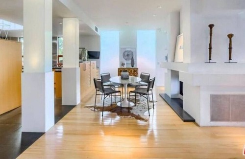 Bel Air Casa | Bel Air Mansion with Lake View