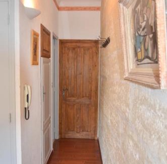 Villeneuve-les-Avignon Apartamento | Bel appartement Villeneuve Lès Avignon