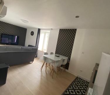 Lamballe Apartamento | Bel Appartement 1er étage t2 4 pers avec cour les cocons de Madenn