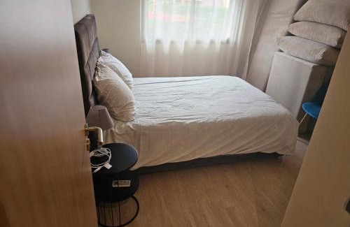 Menara Apartamento | Bel appartement avec piscine et jardin