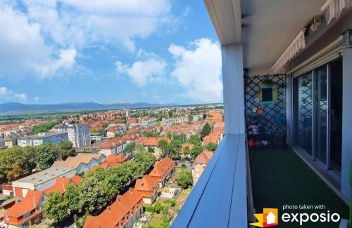 Quartier Saint-Leon Apartamento | Bel appartement avec vue splendide sur toute la ville de Colmar - Parking gratuit