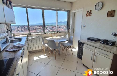 Quartier Saint-Leon Apartamento | Bel appartement avec vue splendide sur toute la ville de Colmar - Parking gratuit