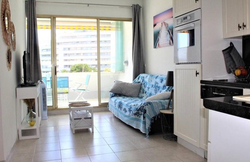 Villeneuve Loubet Beach Apartamento | Bel appartement 3 pièces avec terrasse et parking à Villeneuve-Loubet Plage - FR-1-252A-84