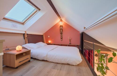 Saint-Donatien Apartamento | Bel appartement, mezzanine, calme, 2 coins bureaux - Home'ponopono