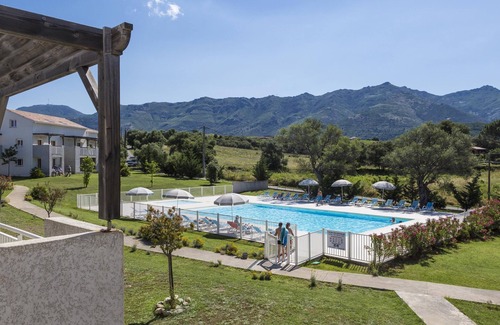 Oletta Condominio | Bel Appartement près des plages, accès piscine !