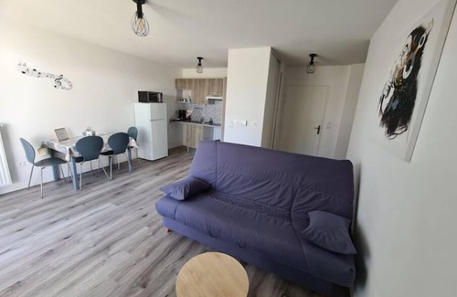 Angoulins Apartamento | Bel Appartement Récent Avec Parking