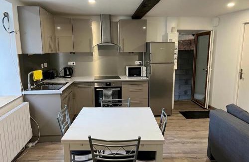 Pelussin Apartamento | Bel appartement T3 proximité centre et commerces