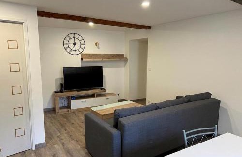 Pelussin Apartamento | Bel appartement T3 proximité centre et commerces