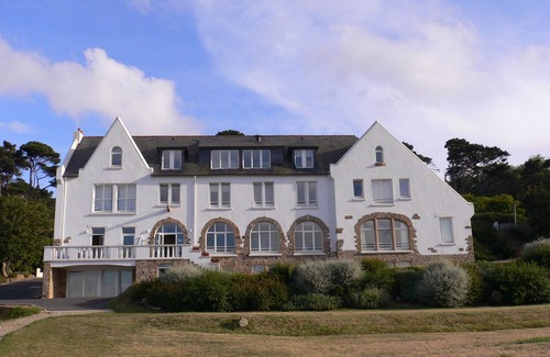 Plougasnou Apartamento | Bel Appartement vue sur Mer - à 200 Mètres de la Plage de Primel