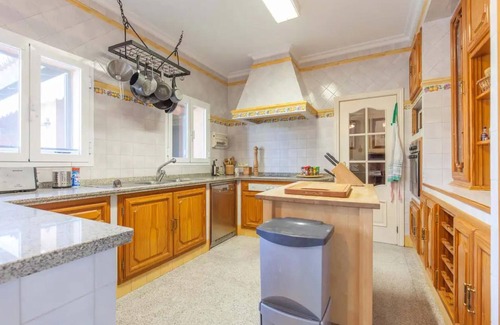 Valencina de la Concepción Casa | Magnifica Villa con Piscina Privada
