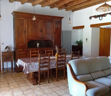 Moncayolle-Larrory-Mendibieu Apartamento | Bel appartement avec jardin entre mer et montagne