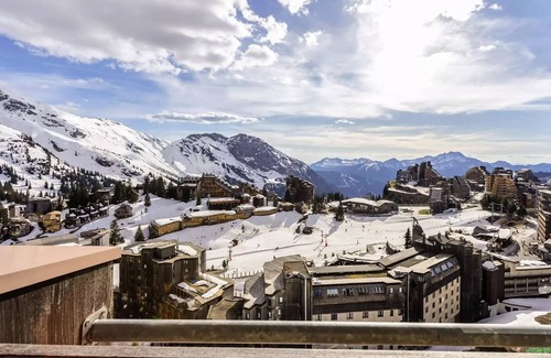 Avoriaz Apartamento | Belambra Clubs Avoriaz - Les Cimes du Soleil - All Inclusive - Classic Triple Room 2 Adults and 1 Child with stunning views