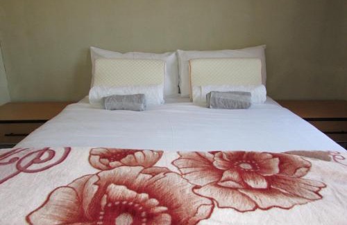 Bela-Bela Apartamento | Belavilla Resort Villa Six Warmbath