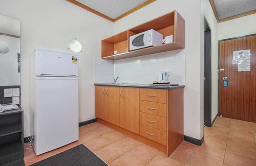 Hawker Hotel | Belconnen Way Hotel Motel and Serviced Apartments
