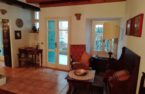 Belgirate Casa | Belgirate Casa Emilia