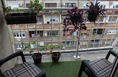 Sarajevska Apartamento | Belgrade Waterfront studio