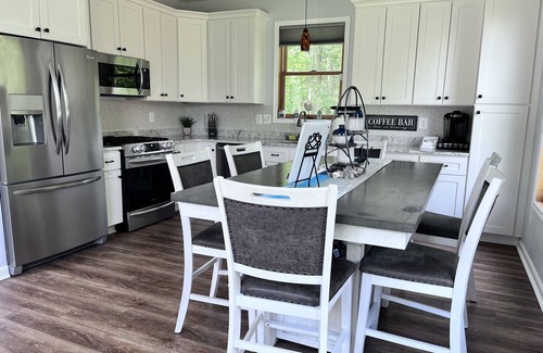 North Beach Casa | Bell Estates I Beautiful Cottage I Beach Passes