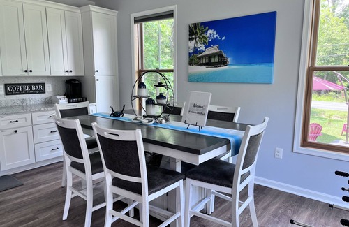 North Beach Casa | Bell Estates I Beautiful Cottage I Beach Passes