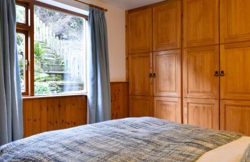 Lindale Casa | Bell Hill Cottage