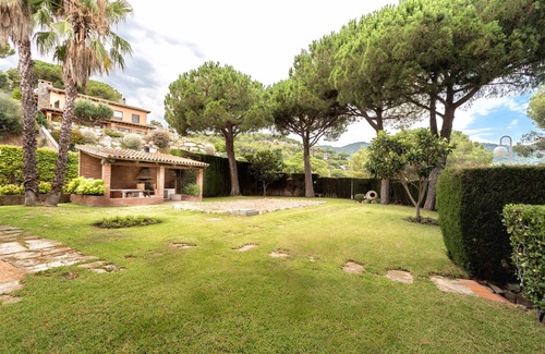 Cabrils Casa | BELL RECÓ - Increible jardín con piscina privada, zona barbacoa, 25 minutos de Barcelona