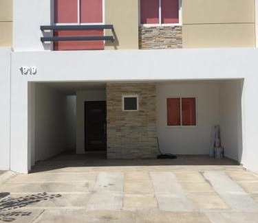 Cerritos Casa | Bella Casa 3 Rec 4 Baños Piscina Playa para 12