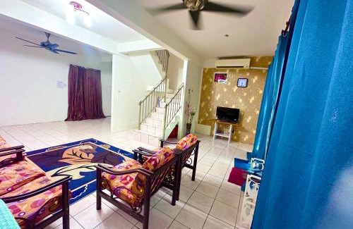 Interior Divison Casa | Bella Homestay Beaufort Sabah