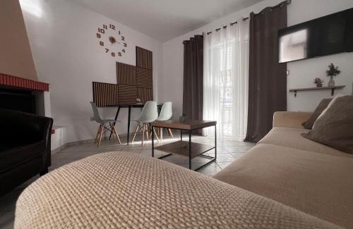 Pefkochori Casa | Bella Maisonette