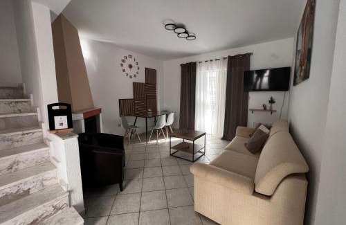 Pefkochori Casa | Bella Maisonette