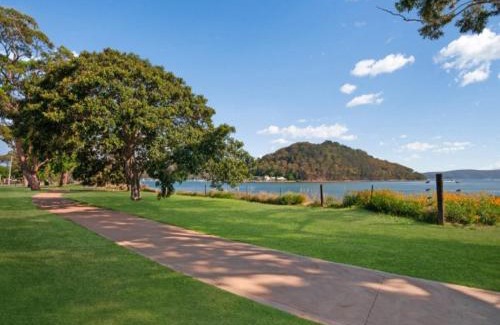 Ettalong Beach Casa | Bella Mare - 2 Bedroom Ocean View Terrace Apt