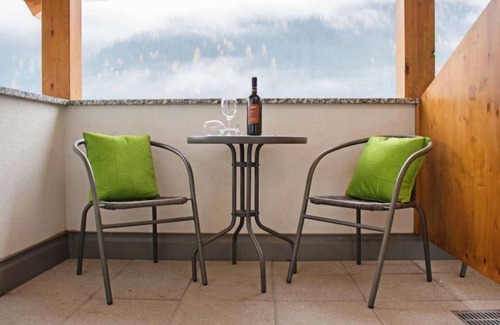 Pettneu am Arlberg Apartamento | Bella Monte by Interhome