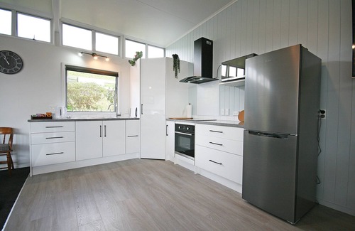Mangorei Casa | Bella Park - New Plymouth Holiday Studio