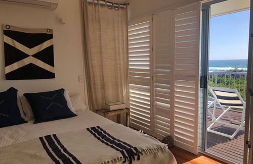Castaways Beach Casa | casa de playa bella rustique