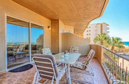 Puerto Peñasco Condominio | Bella Sirena Luxury Condo justo en la playa con amplio balcón y vistas a la playa