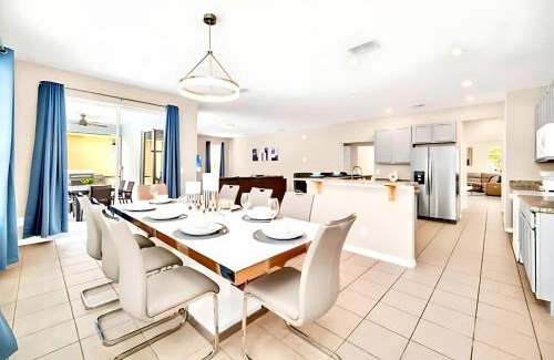 Bellavida Casa | Bella Vida House with Pool and Games - Near Disney!
