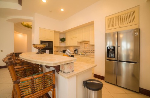 Herradura Condominio | Bella Vista 2B 3 Bedr 3 1 2 Bath Pool View