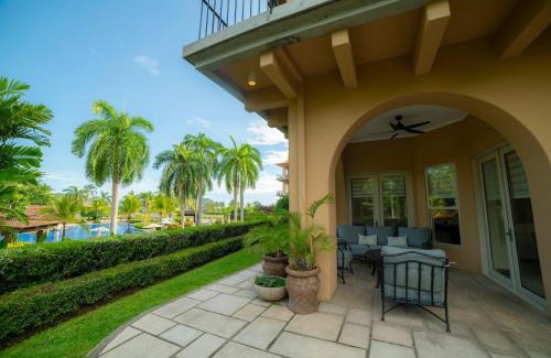 Herradura Apartamento | Bella Vista 3F 3 bdr beach club view in Los Suenos