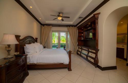 Herradura Apartamento | Bella Vista 3F 3 bdr beach club view in Los Suenos