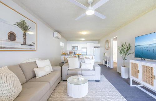 Shoal Bay Apartamento | Bella Vista, 8-19 Shoal Bay Rd - views, air con and Wi-Fi