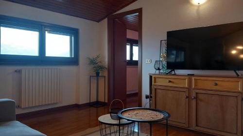San Siro Apartamento | Bella vista lago e parcheggio privato - Acquaseria centro