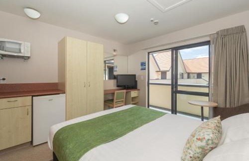 New Plymouth CBD Hotel | Bella Vista Motel New Plymouth