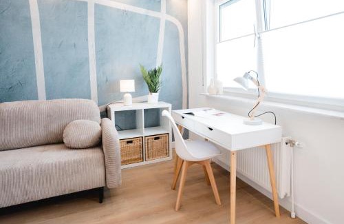 Pforzheim Apartamento | BellaBene modernes Studioapartment in zentraler Lage mit Balkon, Arbeitsplatz, Parkplatz