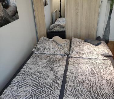 Surcin Apartamento | BellaCasa AirportStudio