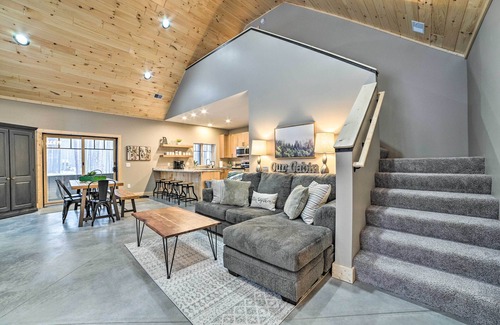 Bellaire Cabina | Bellaire Family Cabin: All-Season Retreat!